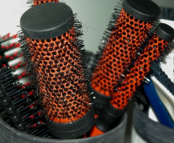 Nettoyer vos peignes et vos brosses à cheveux Nettoyer vos peignes et vos brosses à cheveux