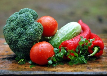 Nettoyer les légumes en profondeur